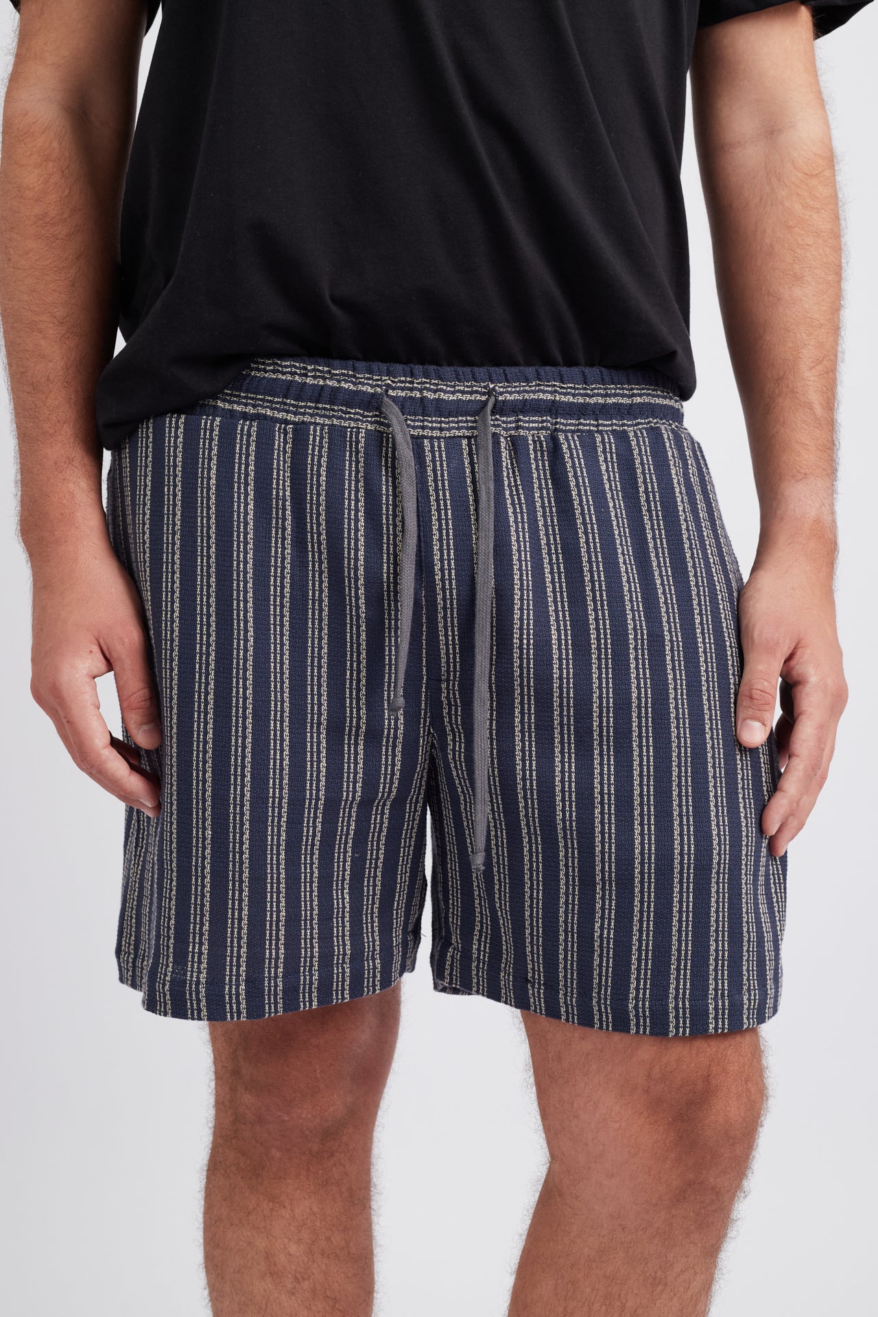 Short comfy sahara