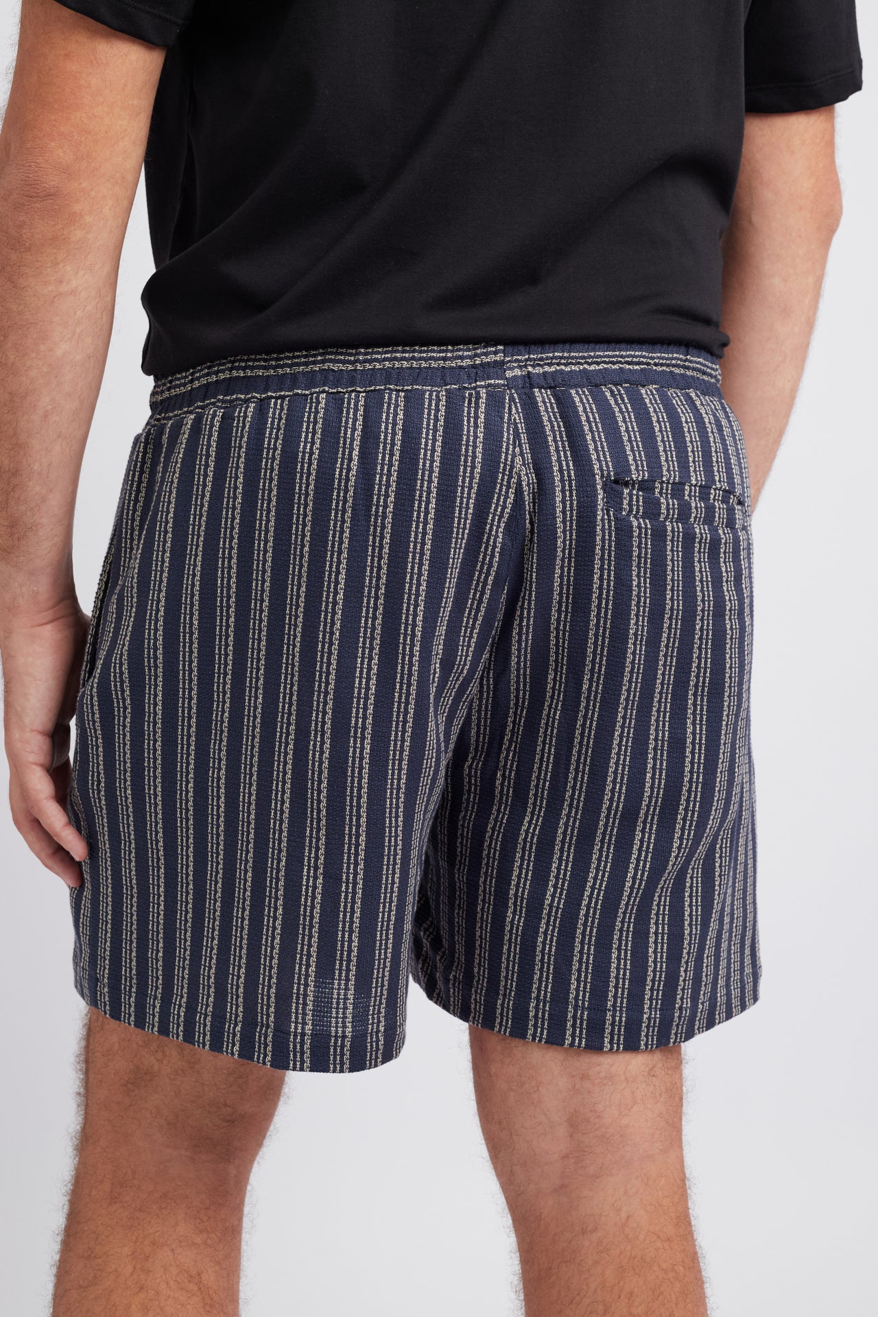 Short comfy sahara